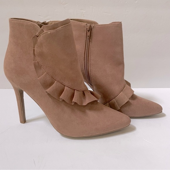 Journee Cress Tan Booties Size 8.5 - Picture 3 of 13